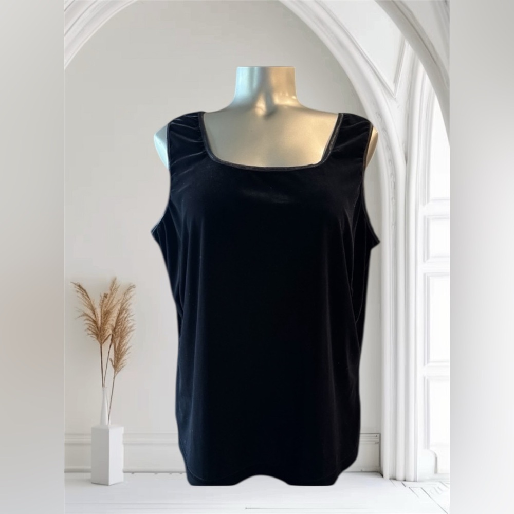 2 for $30 💎Vintage Plus Size Black Velvet Tank Top